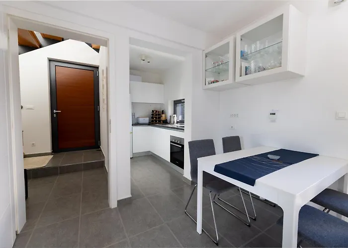 Nyaraló Mulo Zečevo